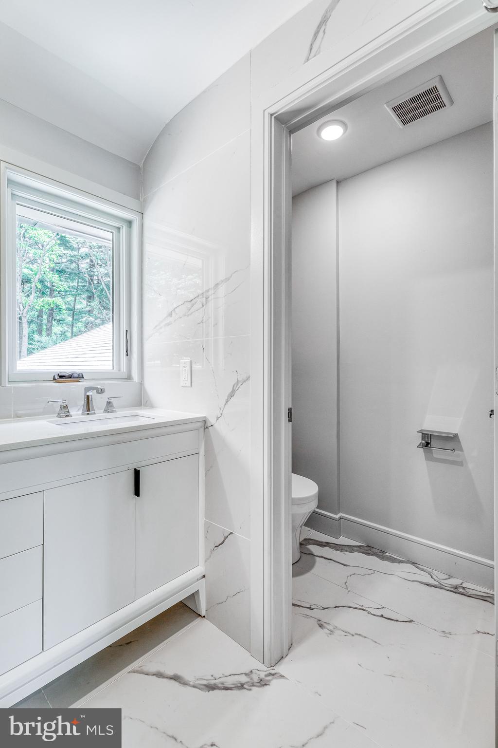 ANDORRA WOODS - Residential