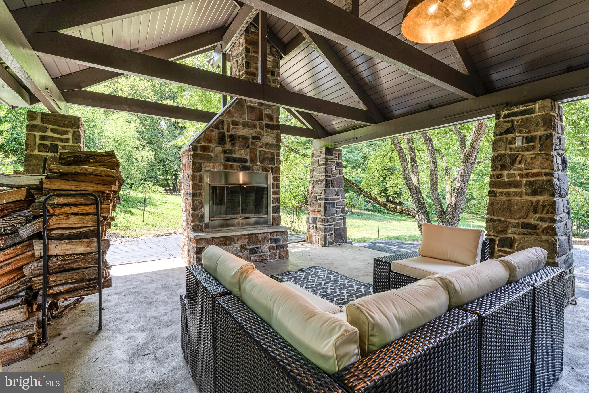 ANDORRA WOODS - Residential