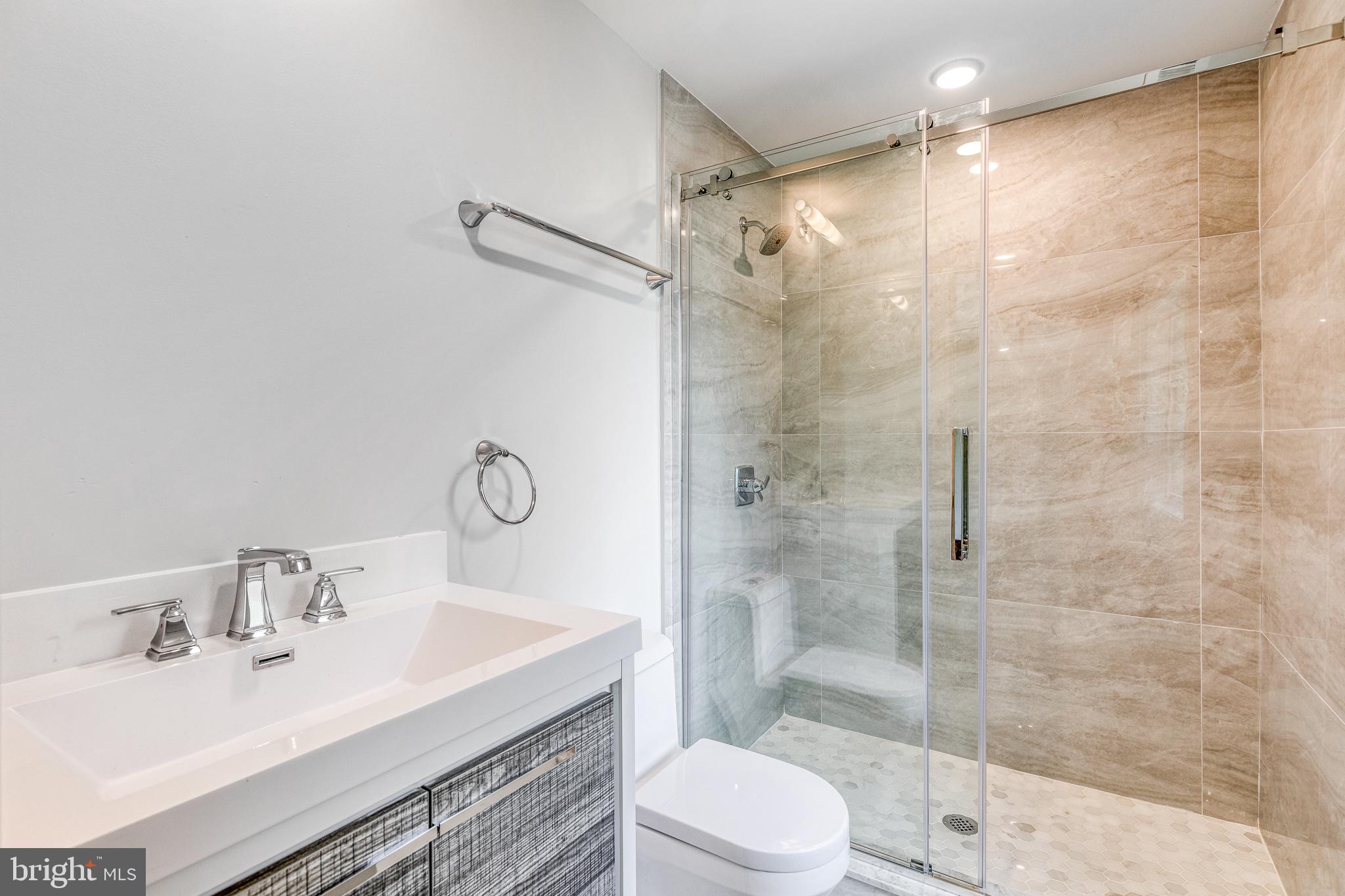 ANDORRA WOODS - Residential