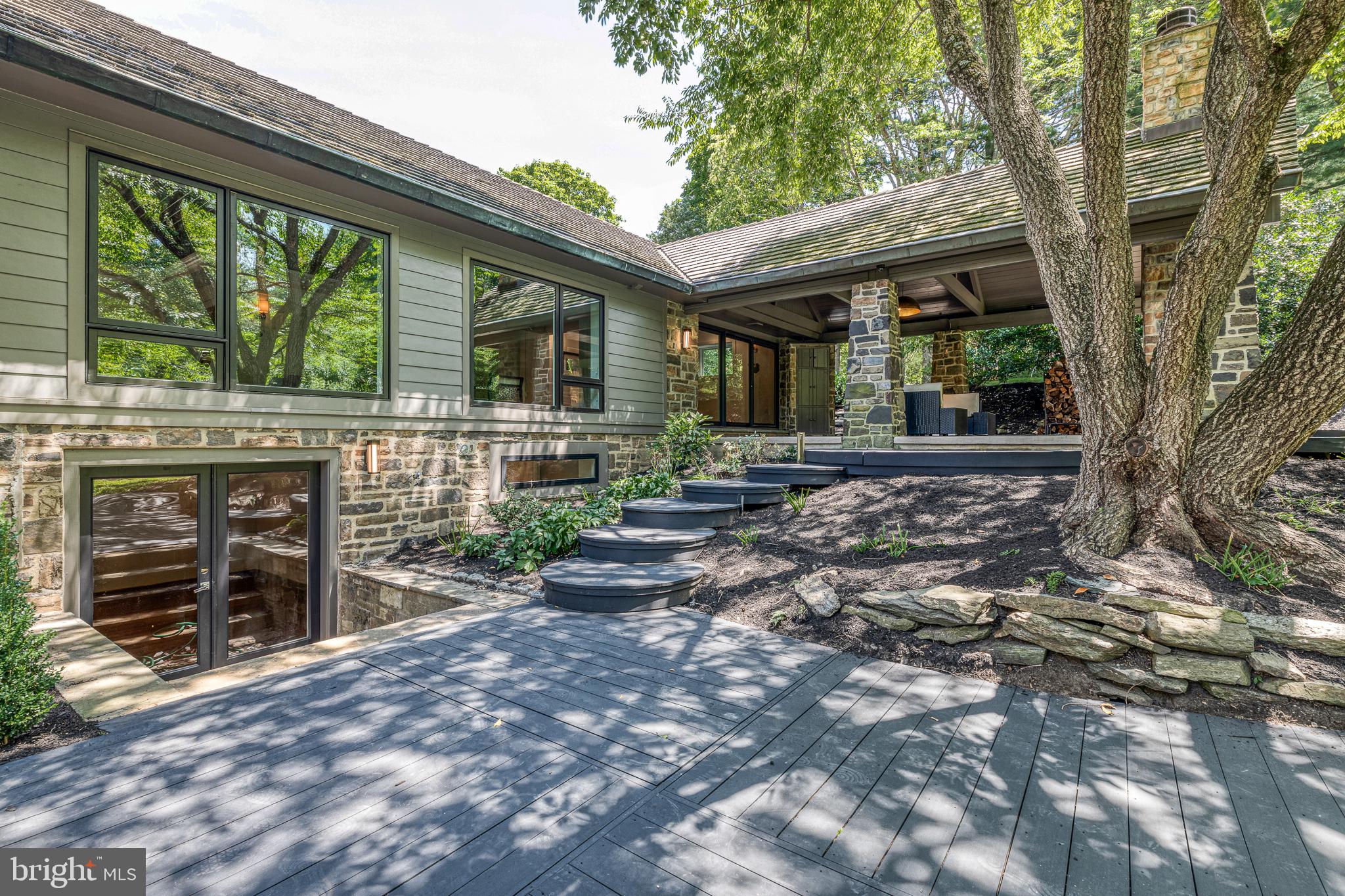 ANDORRA WOODS - Residential