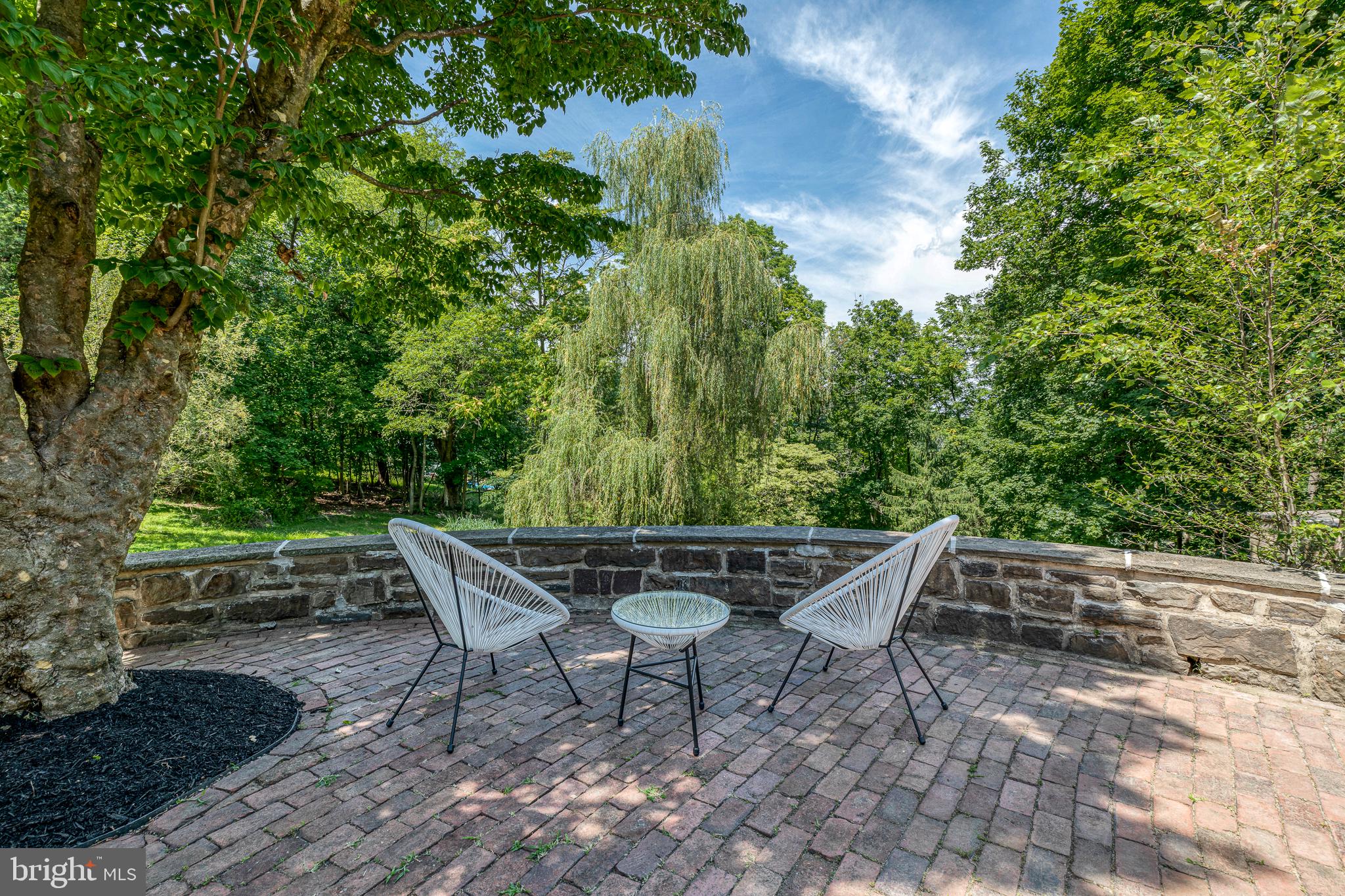 ANDORRA WOODS - Residential