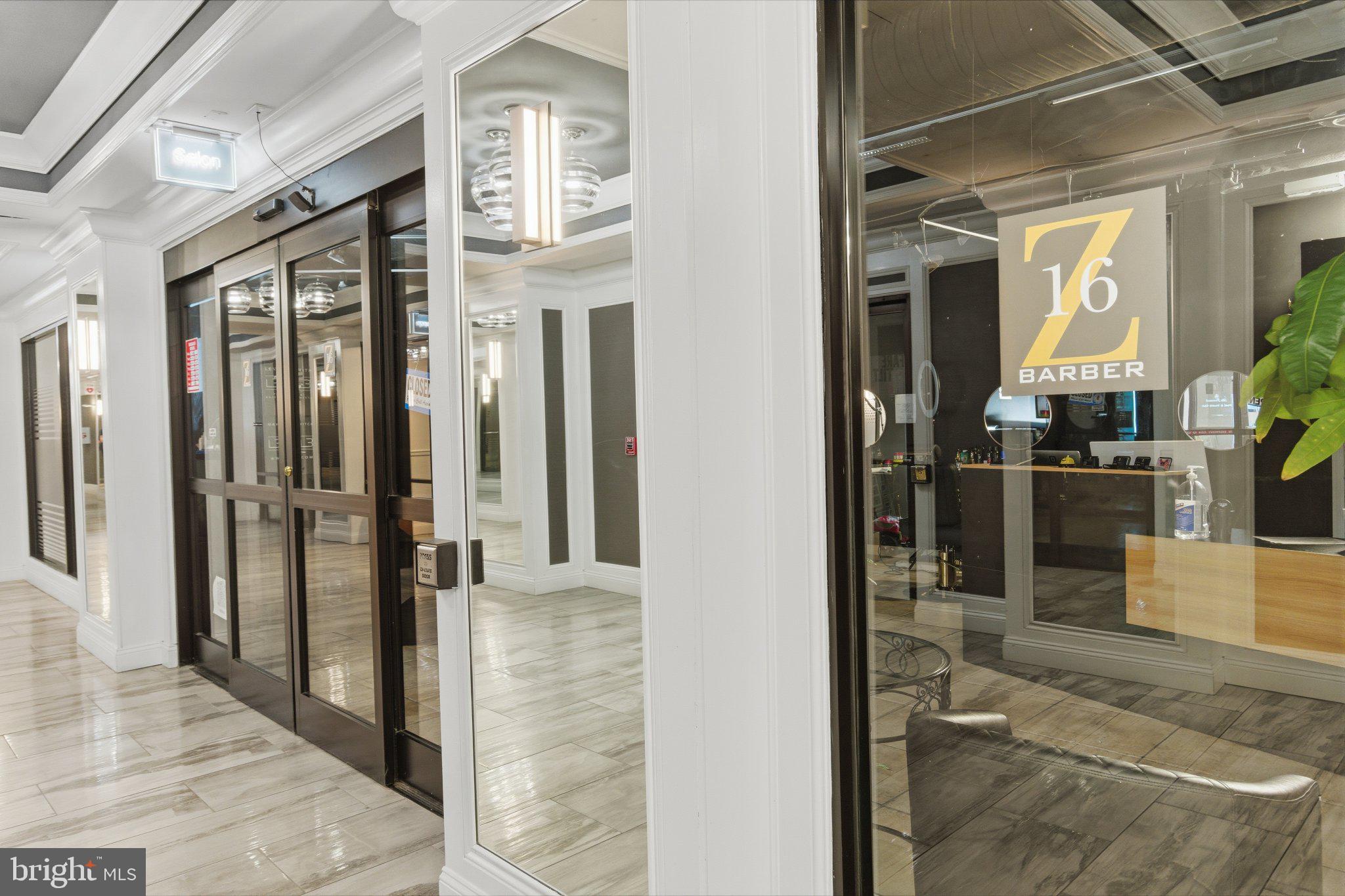 PROMENADE TOWERS - Residential