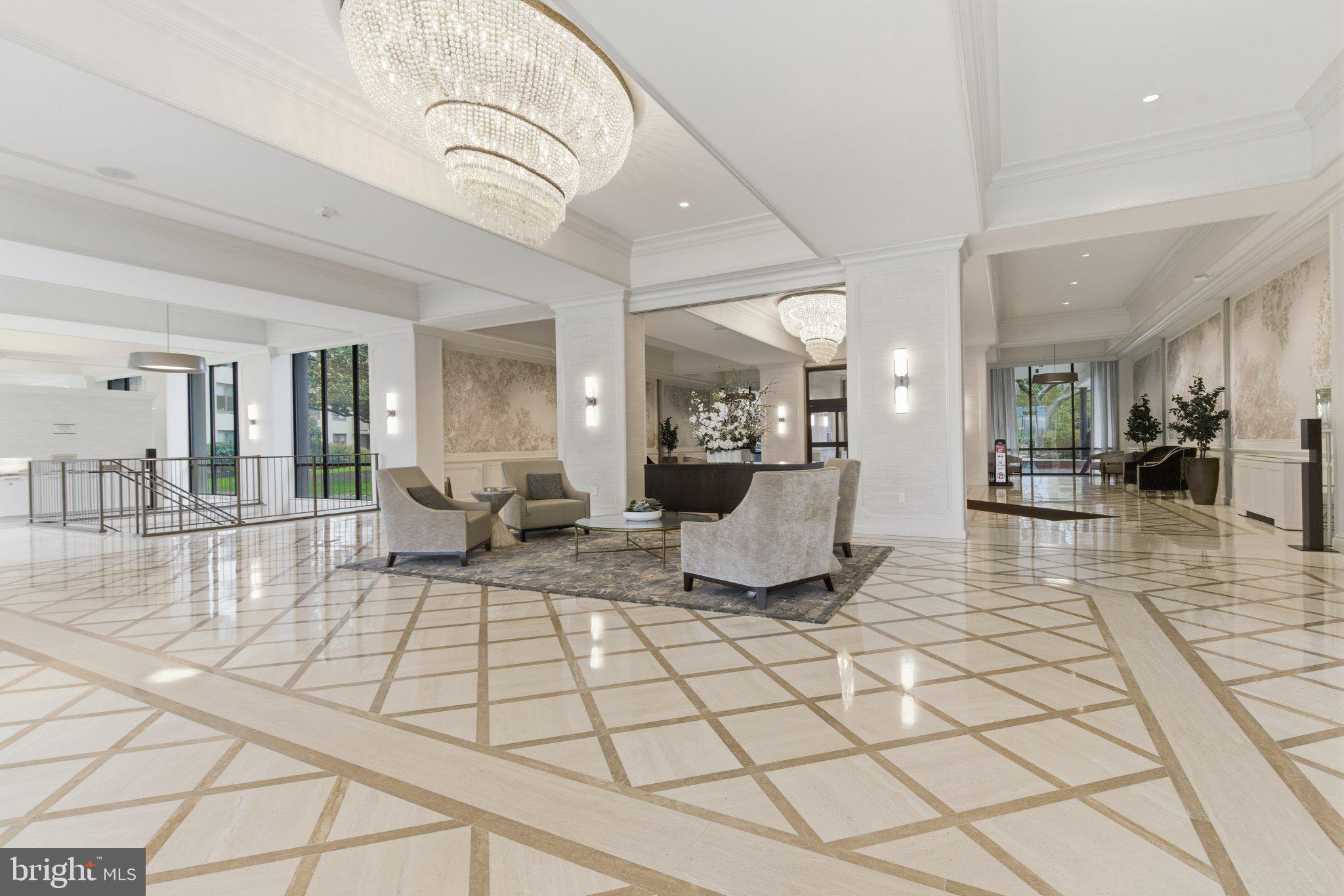 PROMENADE TOWERS - Residential