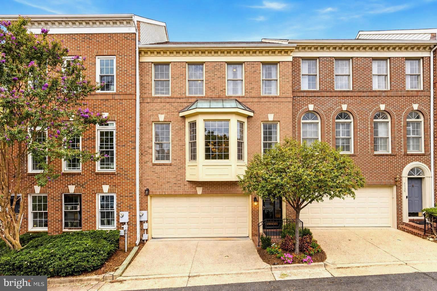 2536 GADSBY PLACE
