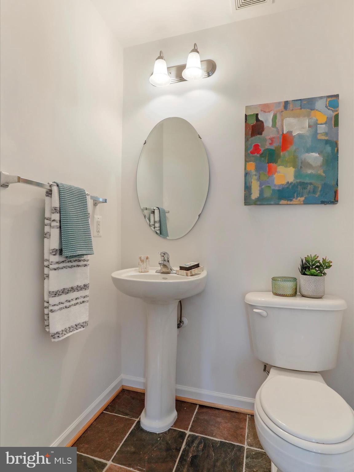 LAKELAND PLACE - Residential