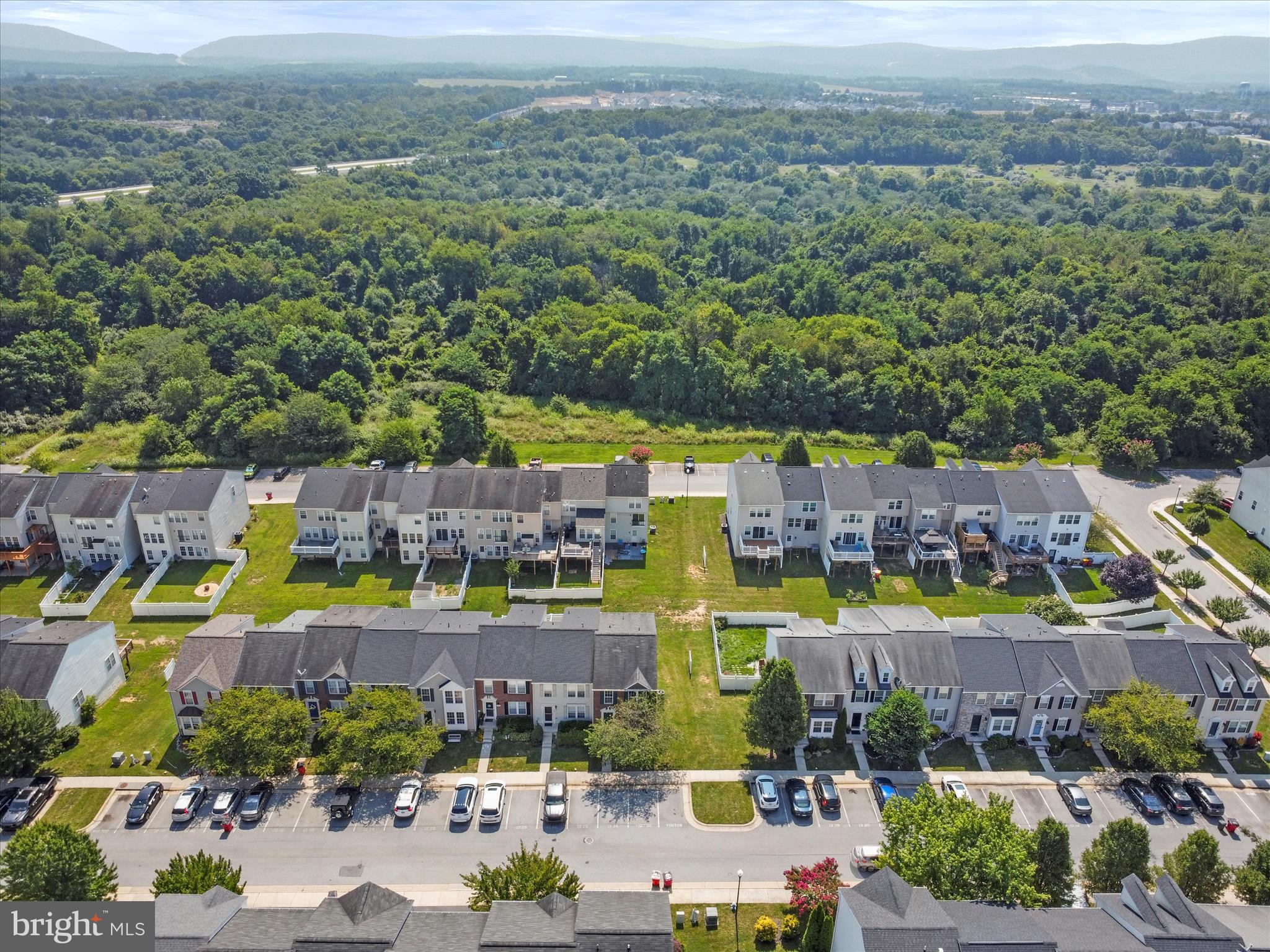 LAKELAND PLACE - Residential