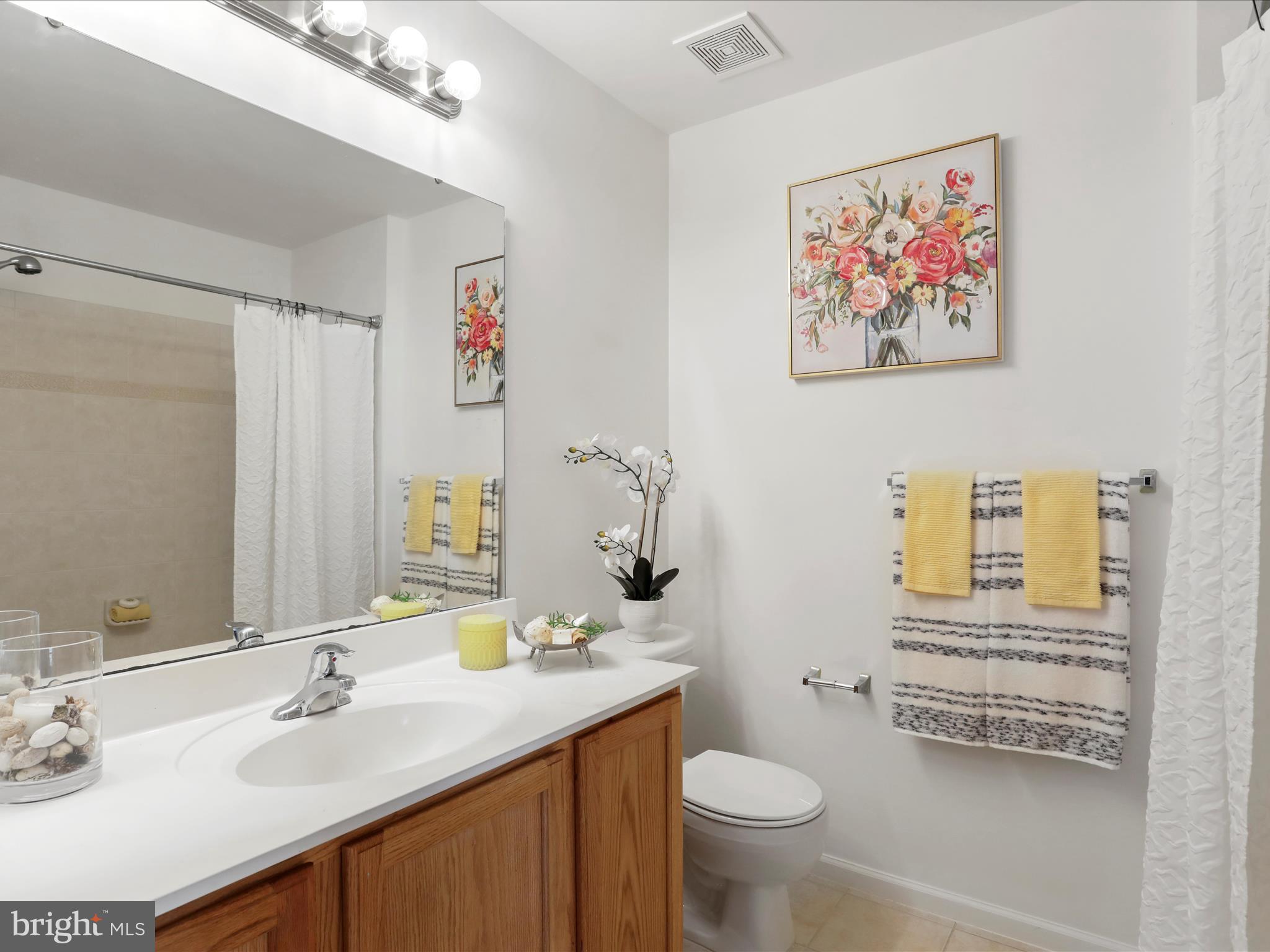 LAKELAND PLACE - Residential