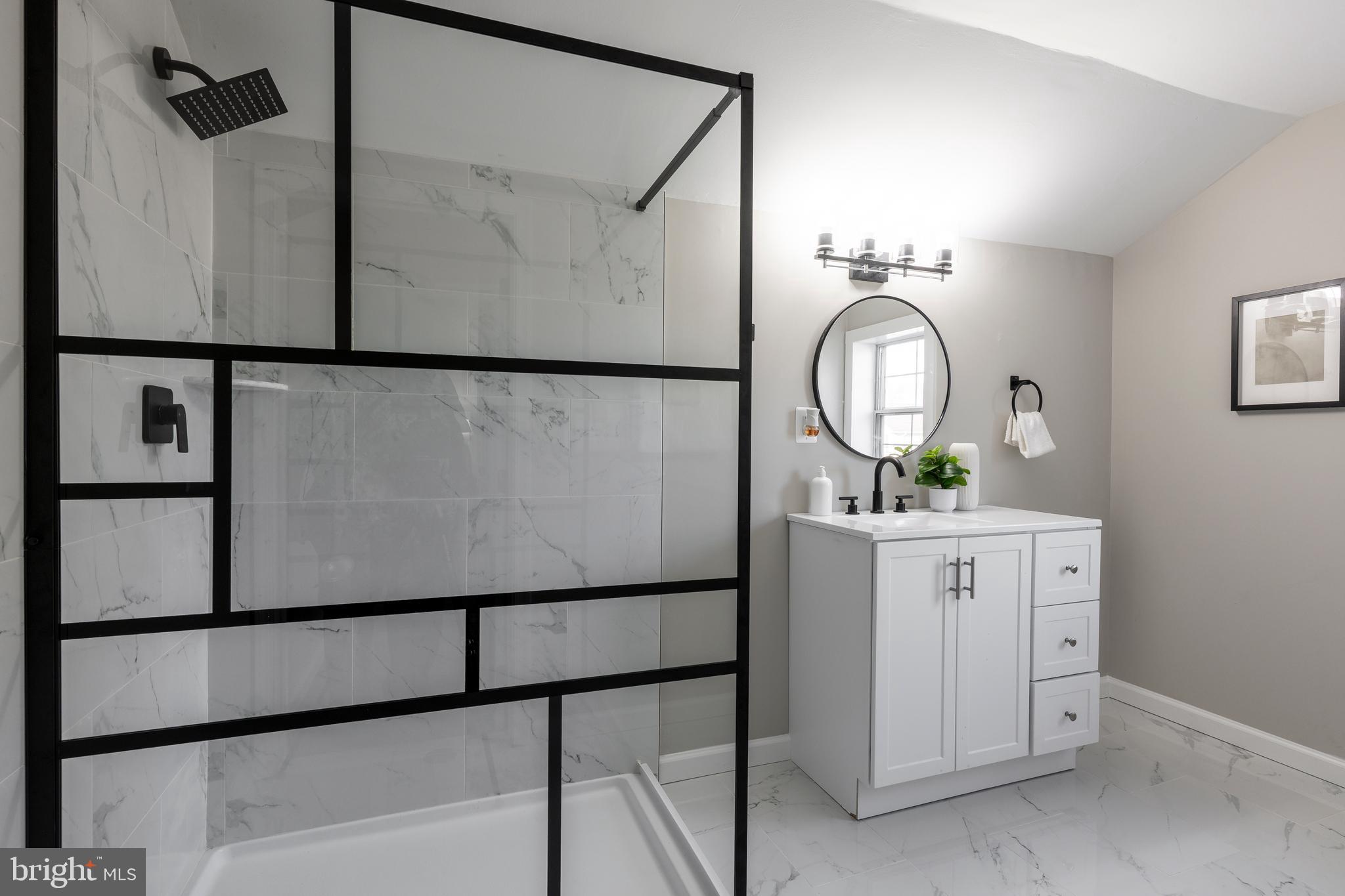 OLIVER BEACH - Residential