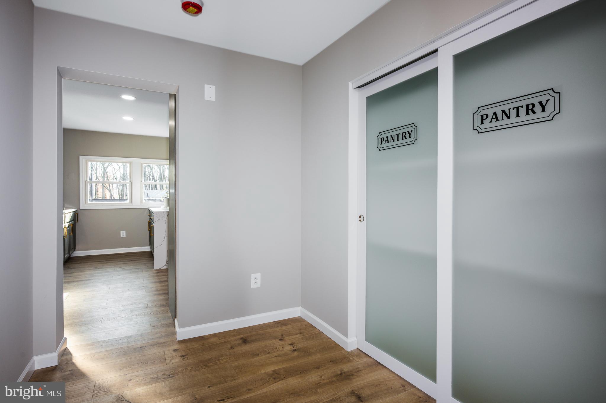 OLIVER BEACH - Residential