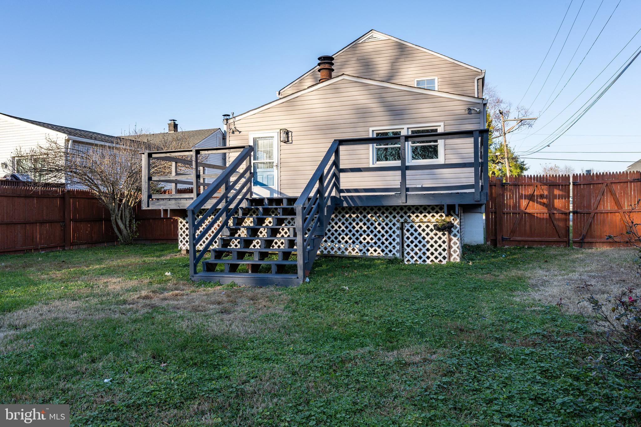 OLIVER BEACH - Residential