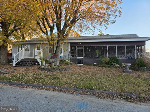 Homes For Sale - 21 Vassar Avenue<br/> FORTESCUE, NJ 08321