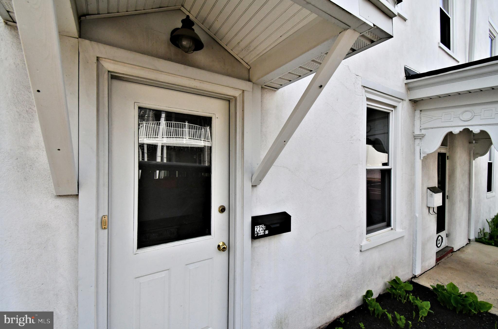 225 N MAIN STREET