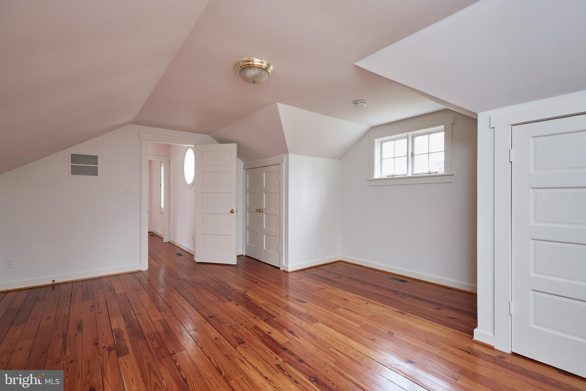 CABIN JOHN PARK - Residential