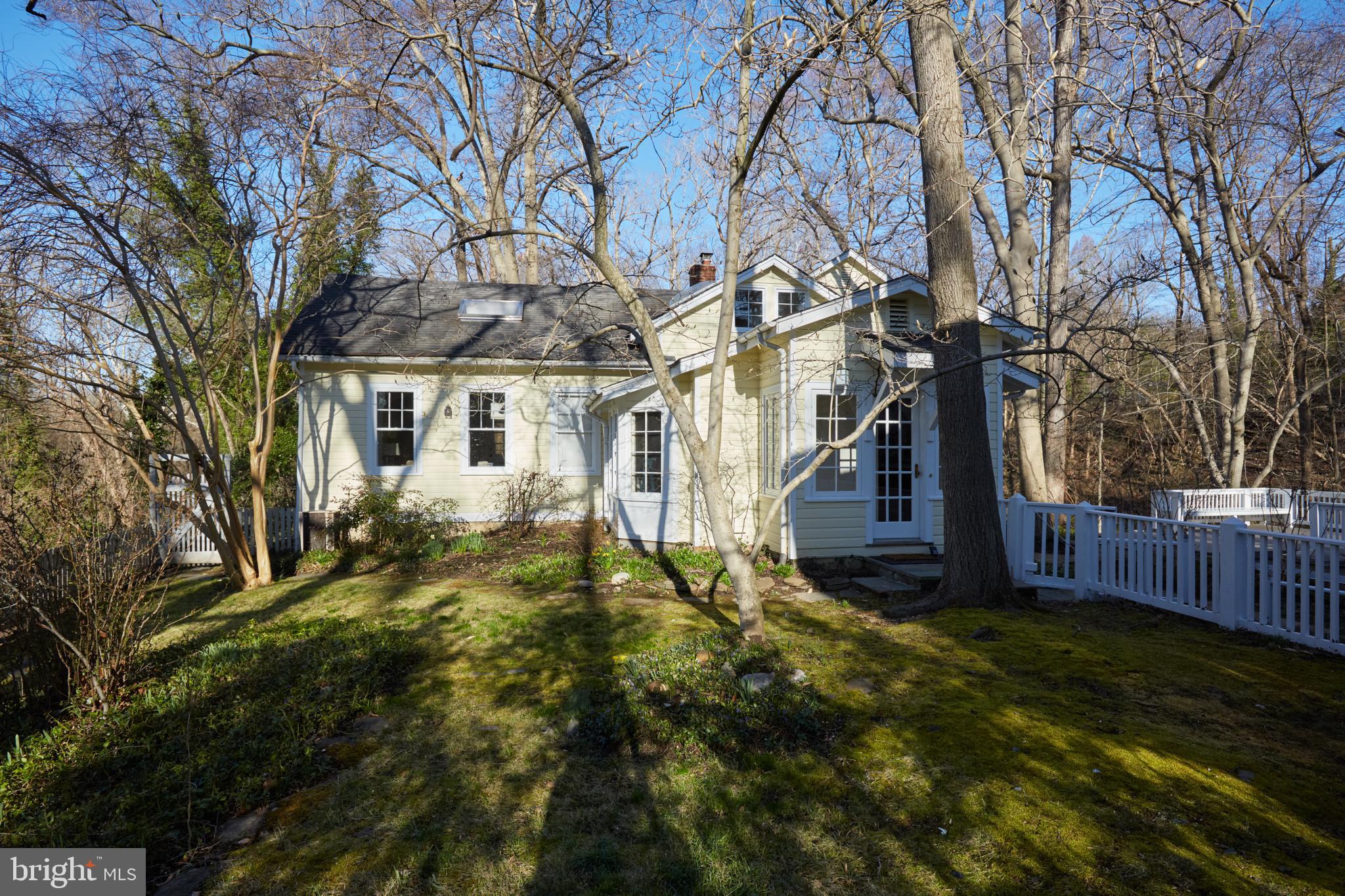 CABIN JOHN PARK - Residential