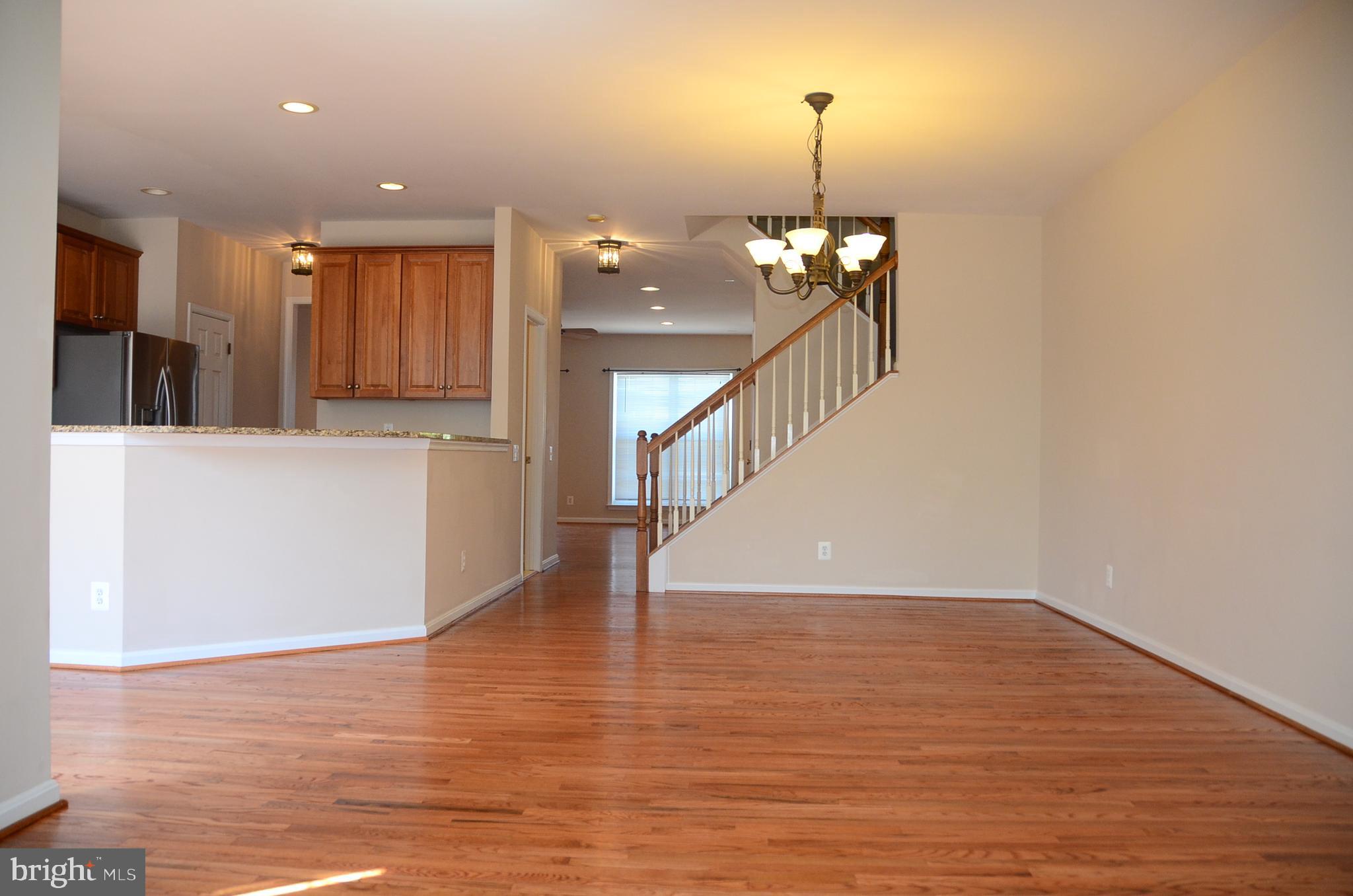 LOUDOUN PARKWAY CENTER - Residential Lease