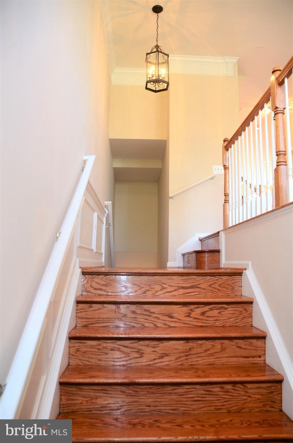 LOUDOUN PARKWAY CENTER - Residential Lease