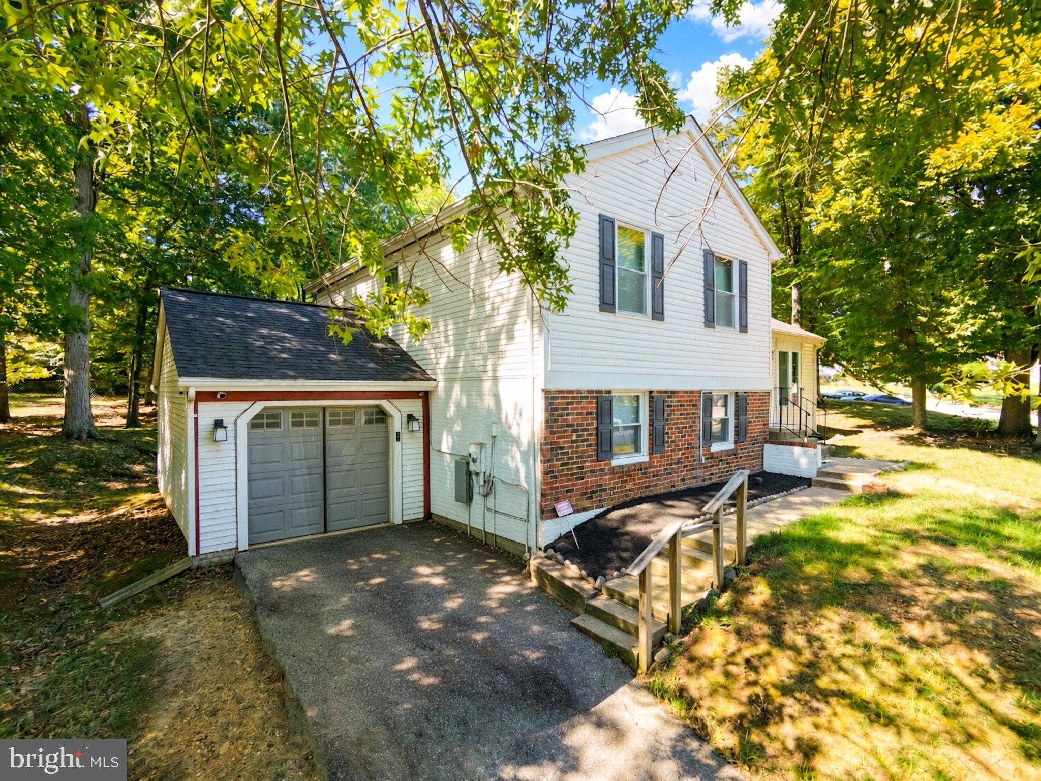 2100 HIGH TIMBER ROAD