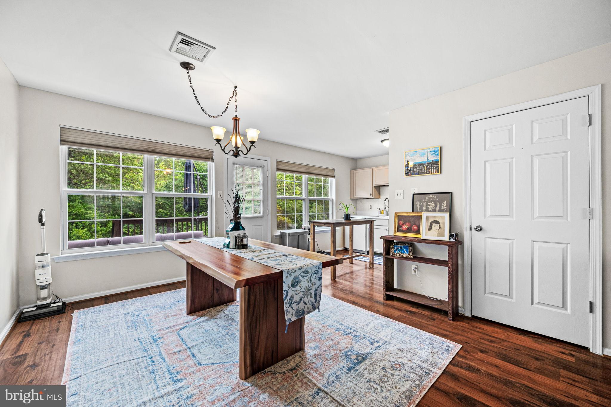 1160 PIN OAK DRIVE