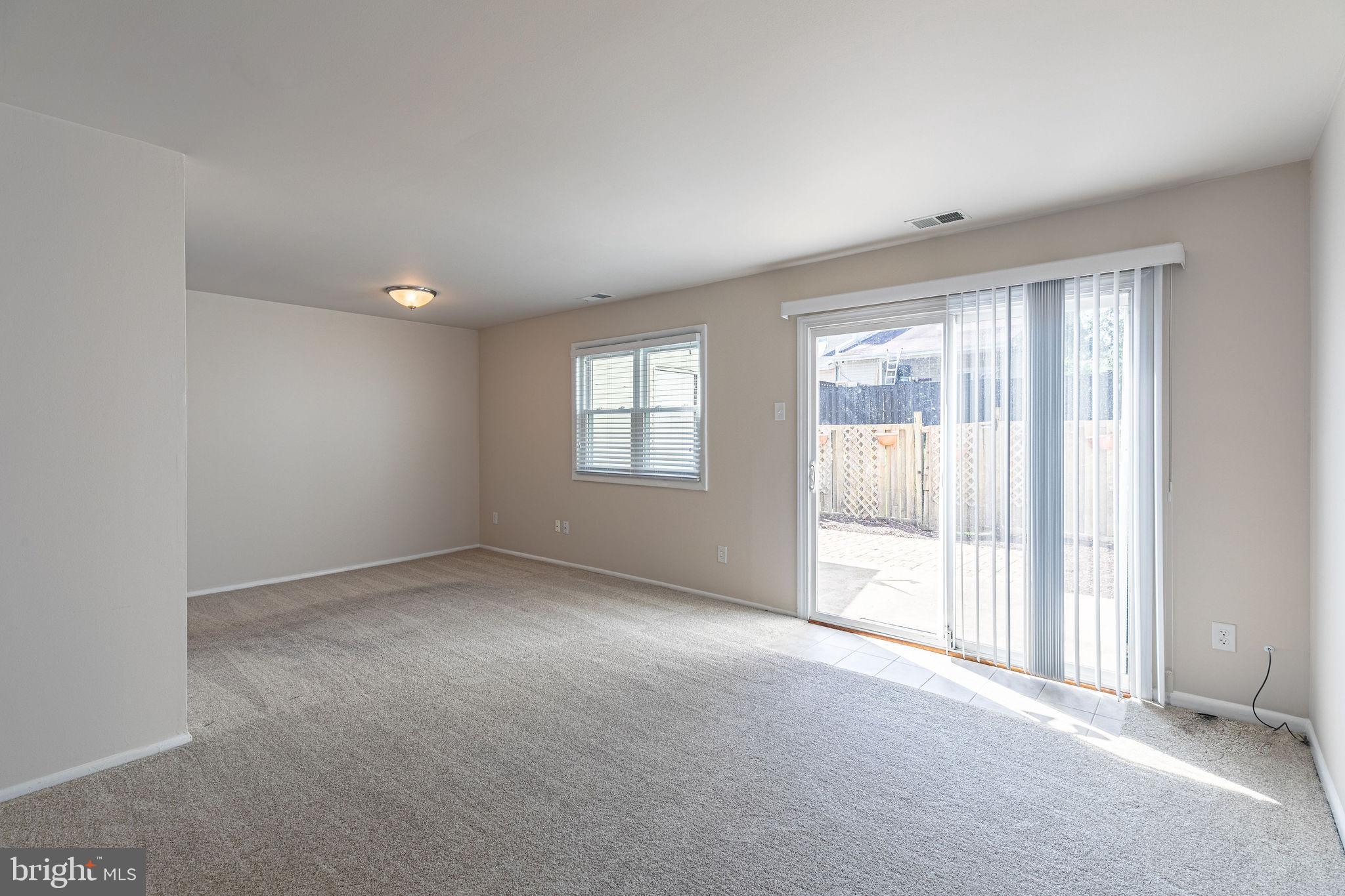 SUGARLAND RUN - Residential