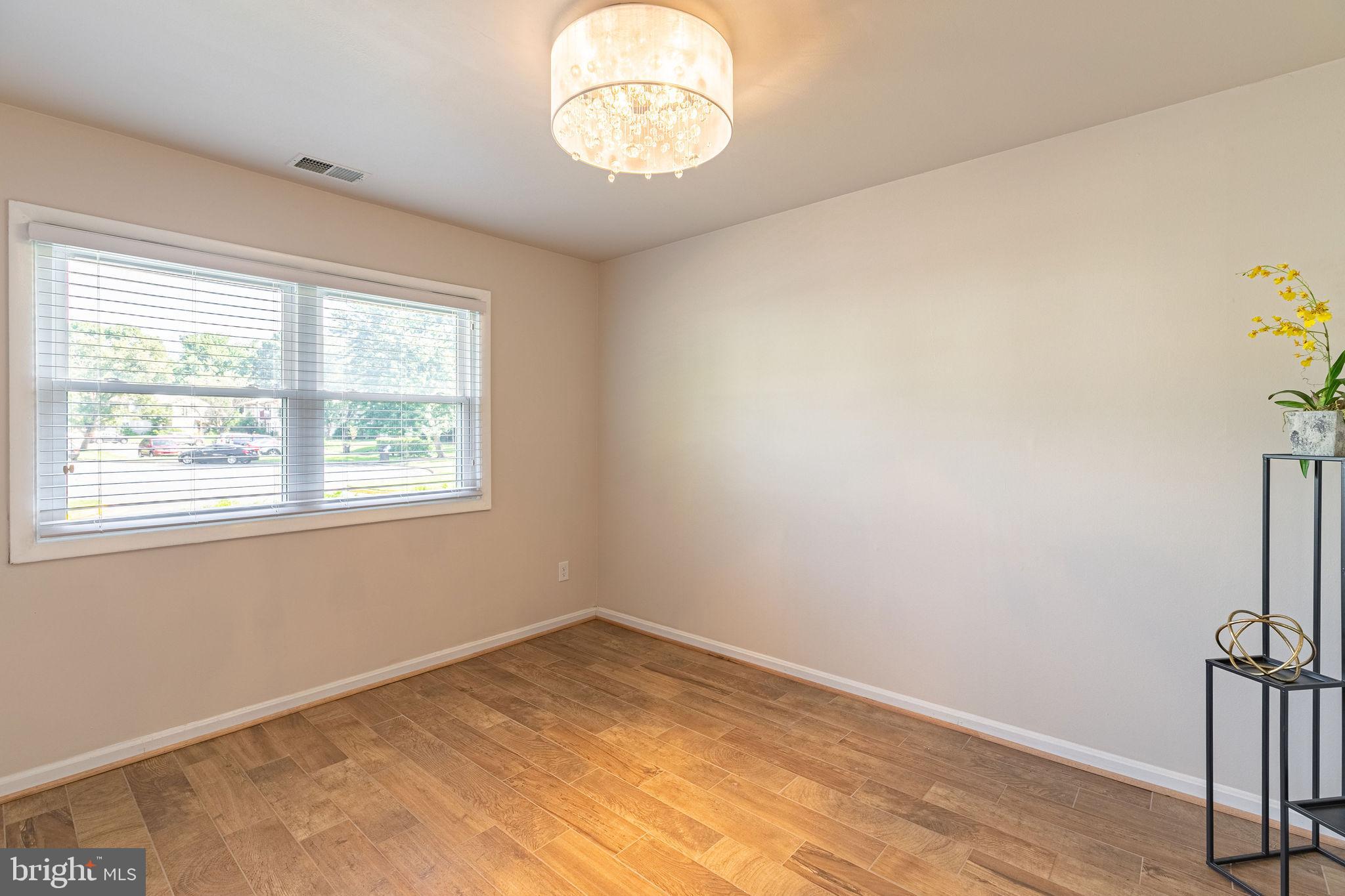 SUGARLAND RUN - Residential