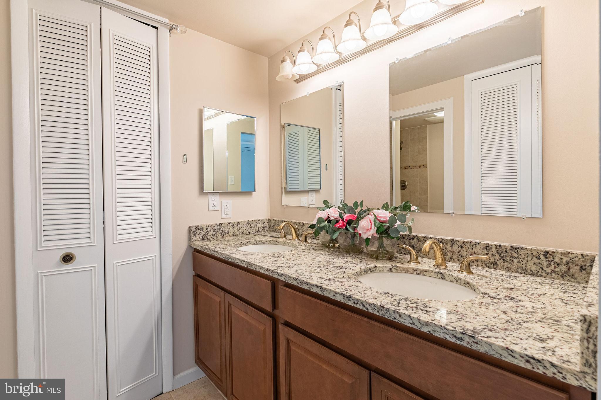 SUGARLAND RUN - Residential