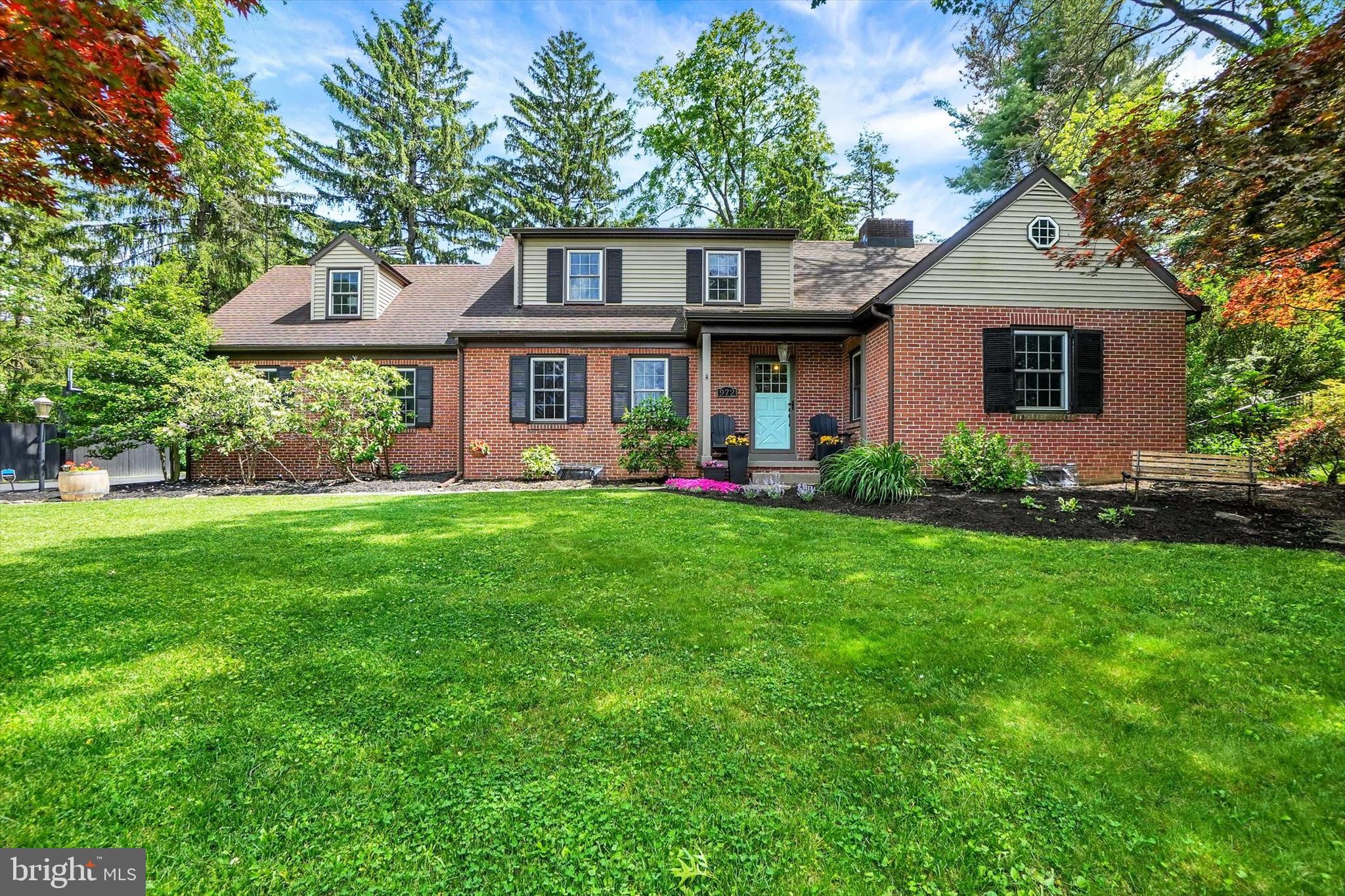 972 SOMERSET LANE