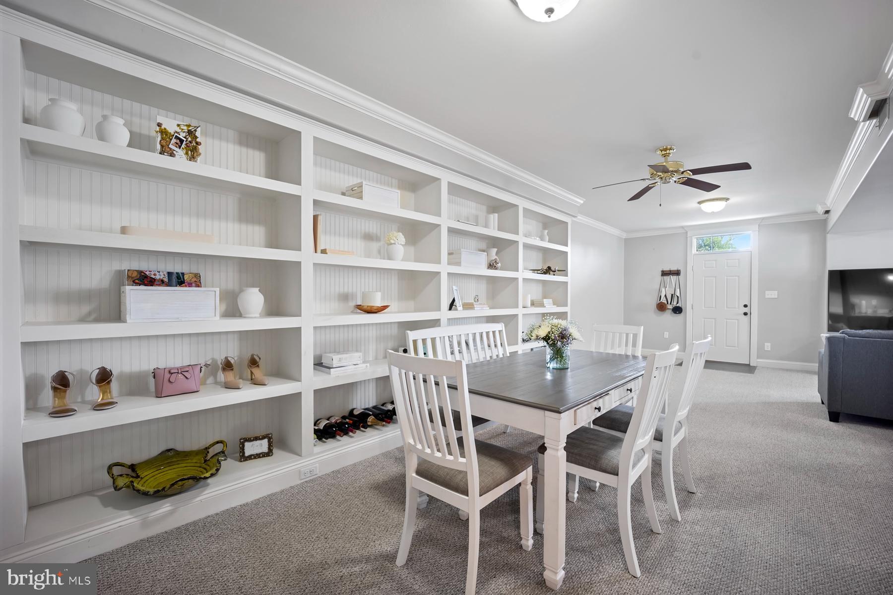 WATERSIDE - Residential Income