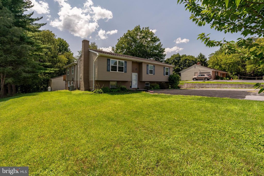 Photo of 888 Millersville Road, Lancaster, PA 17603 (MLS # PALA2041390)