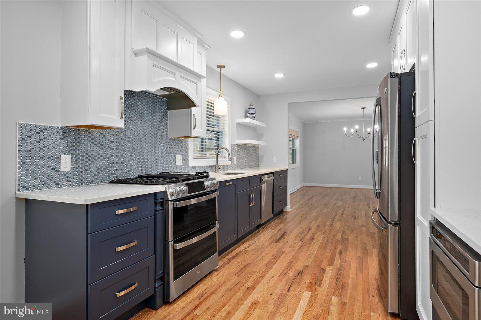 TONY TANK - Residential