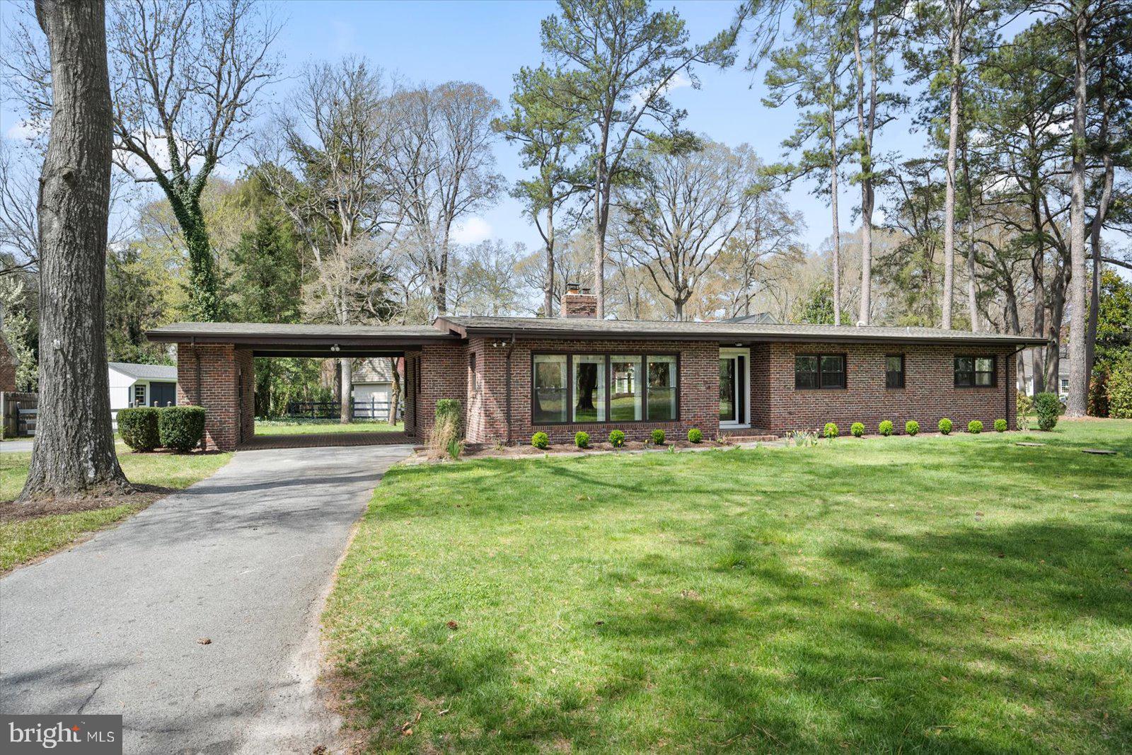 TONY TANK - Residential