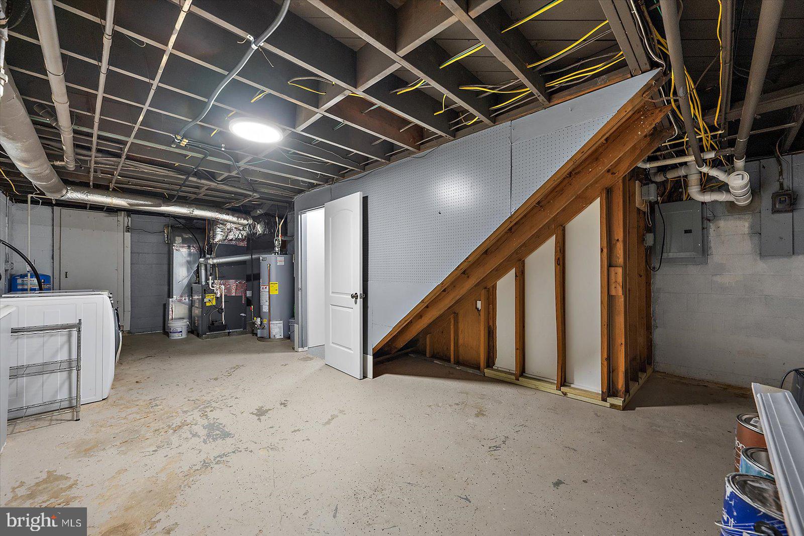 TONY TANK - Residential