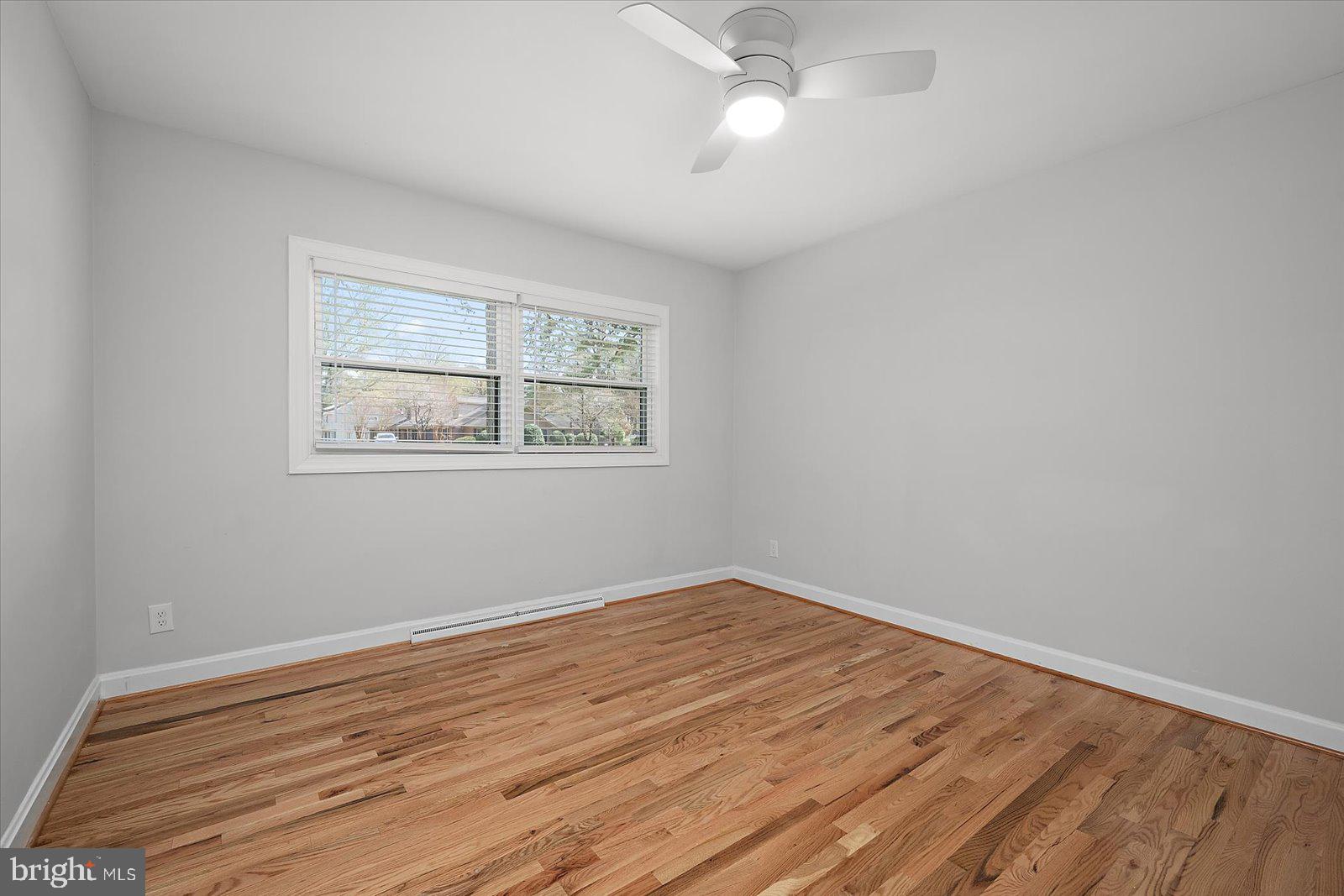 TONY TANK - Residential