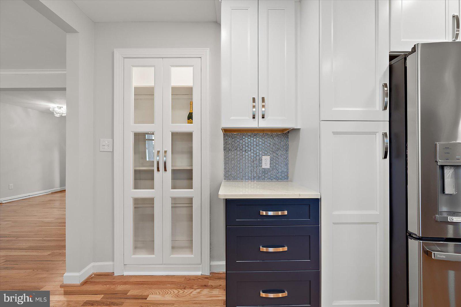 TONY TANK - Residential