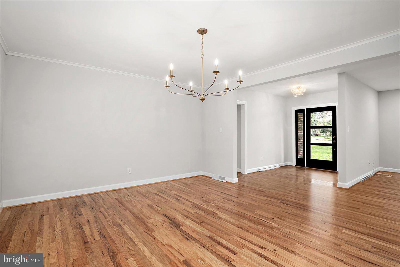 TONY TANK - Residential