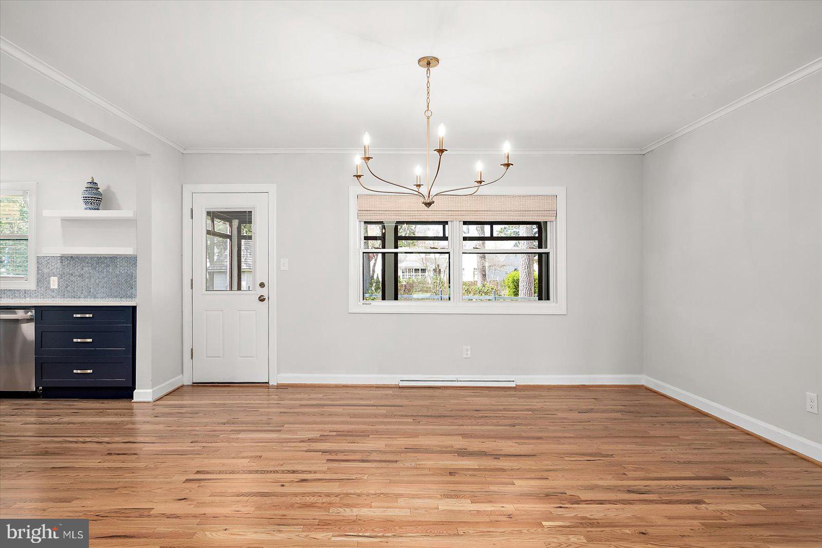 TONY TANK - Residential