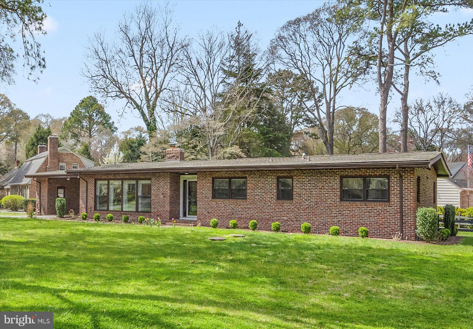 TONY TANK - Residential