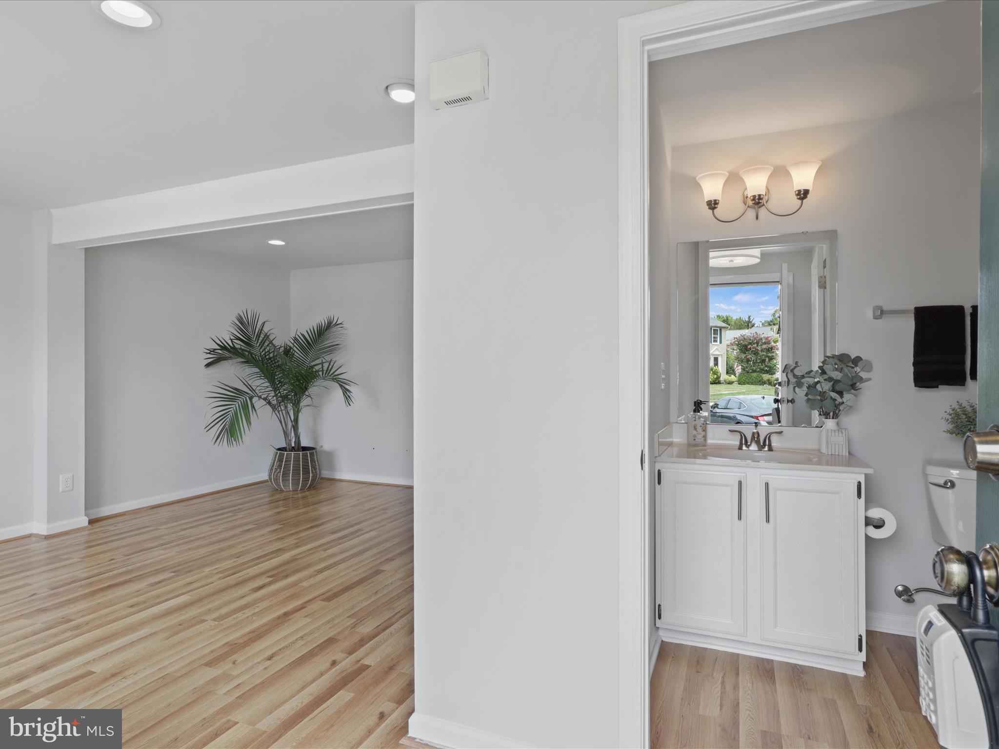 LAKE RIDGE - Residential