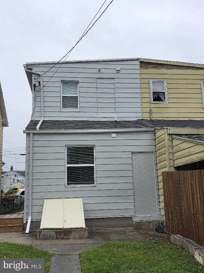 617 MONROE STREET