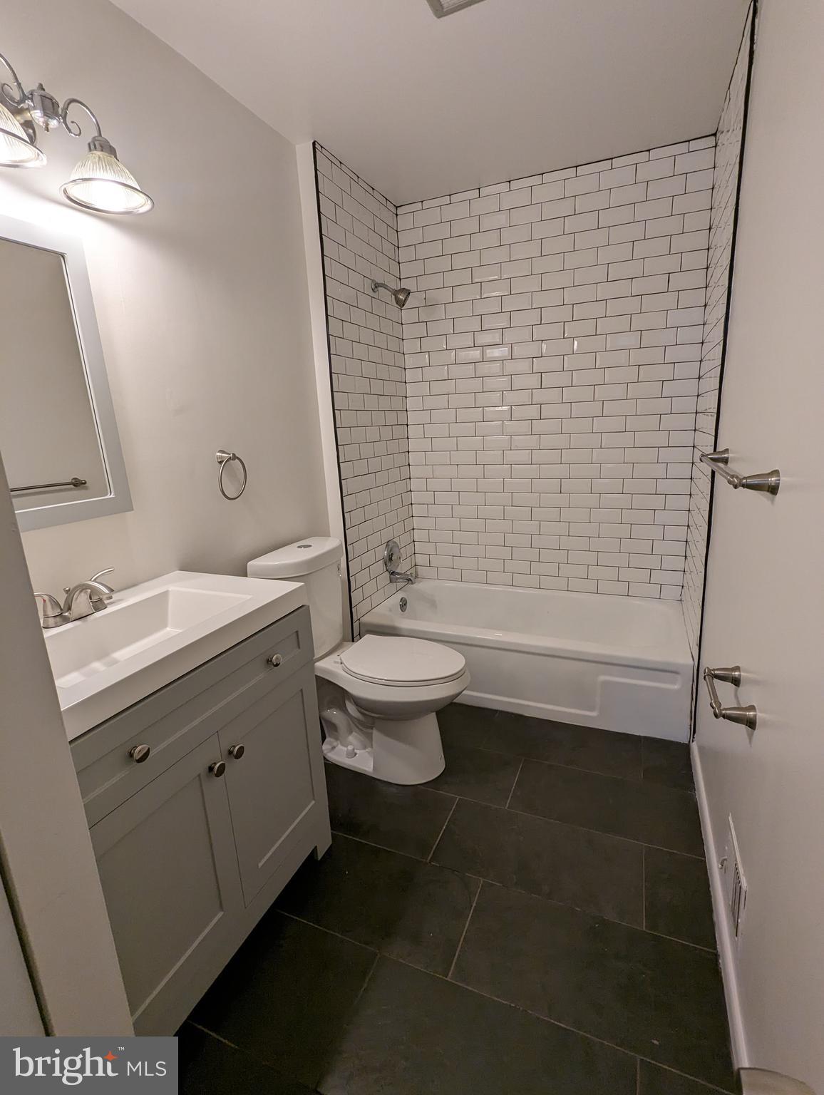 WHISKEY BOTTOM - Residential Lease