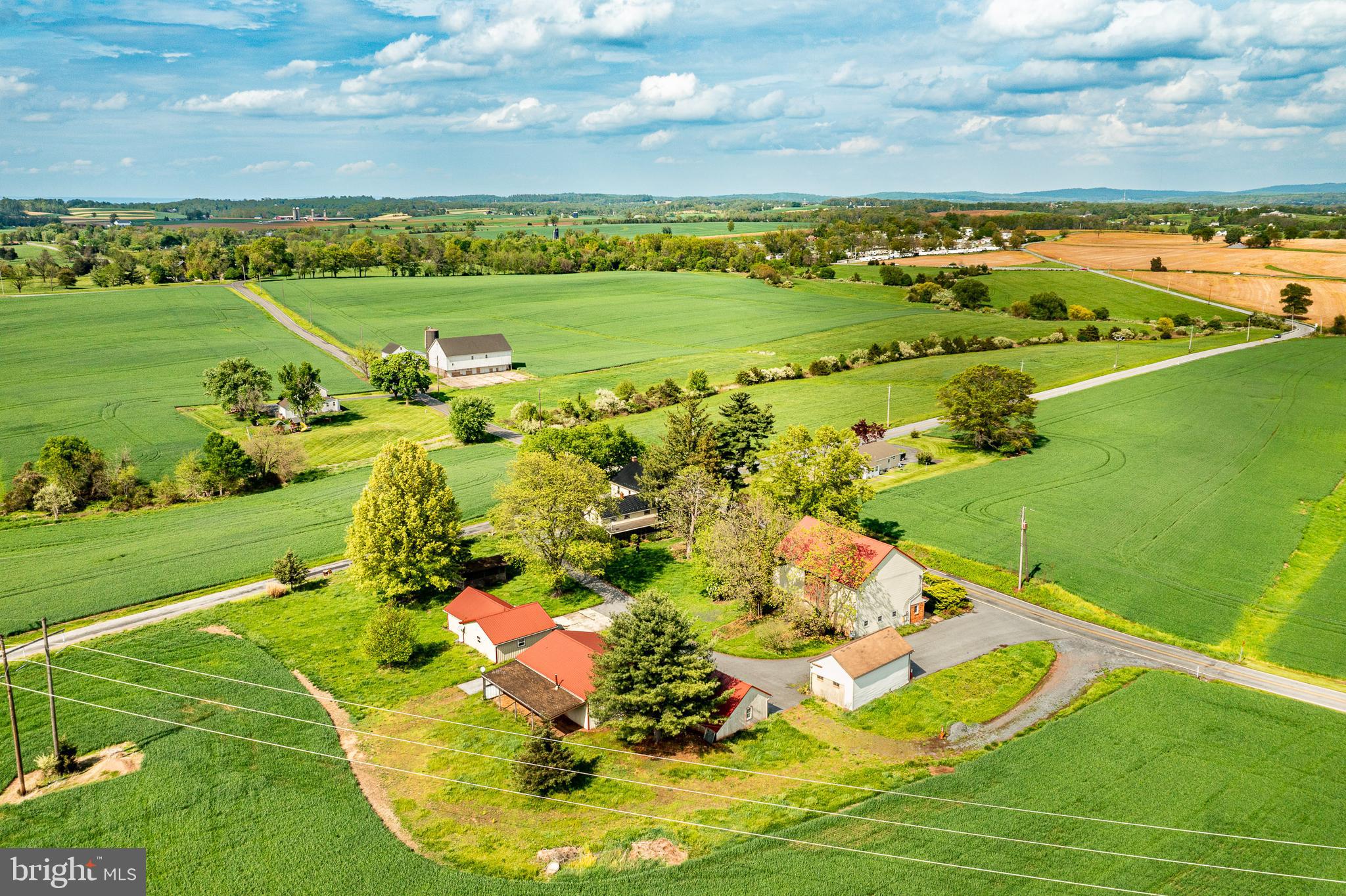 1592 OLD HERSHEY ROAD
