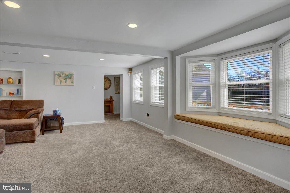 WASHINGTON TWP - Residential