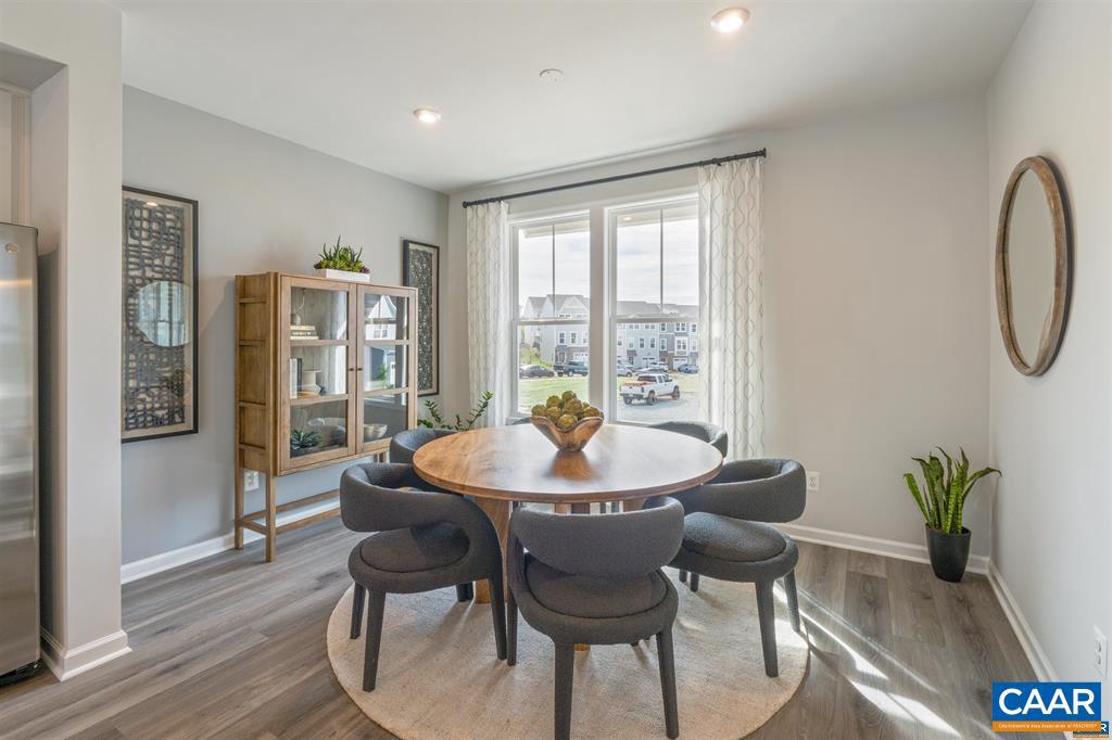 PLEASANT GREEN - Residential Lease