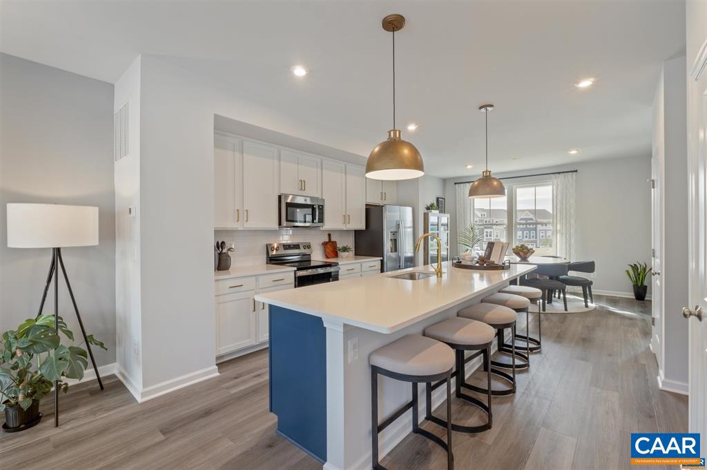 PLEASANT GREEN - Residential Lease