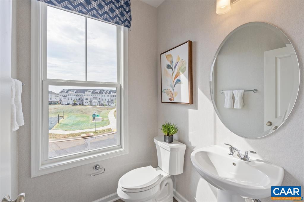 PLEASANT GREEN - Residential Lease