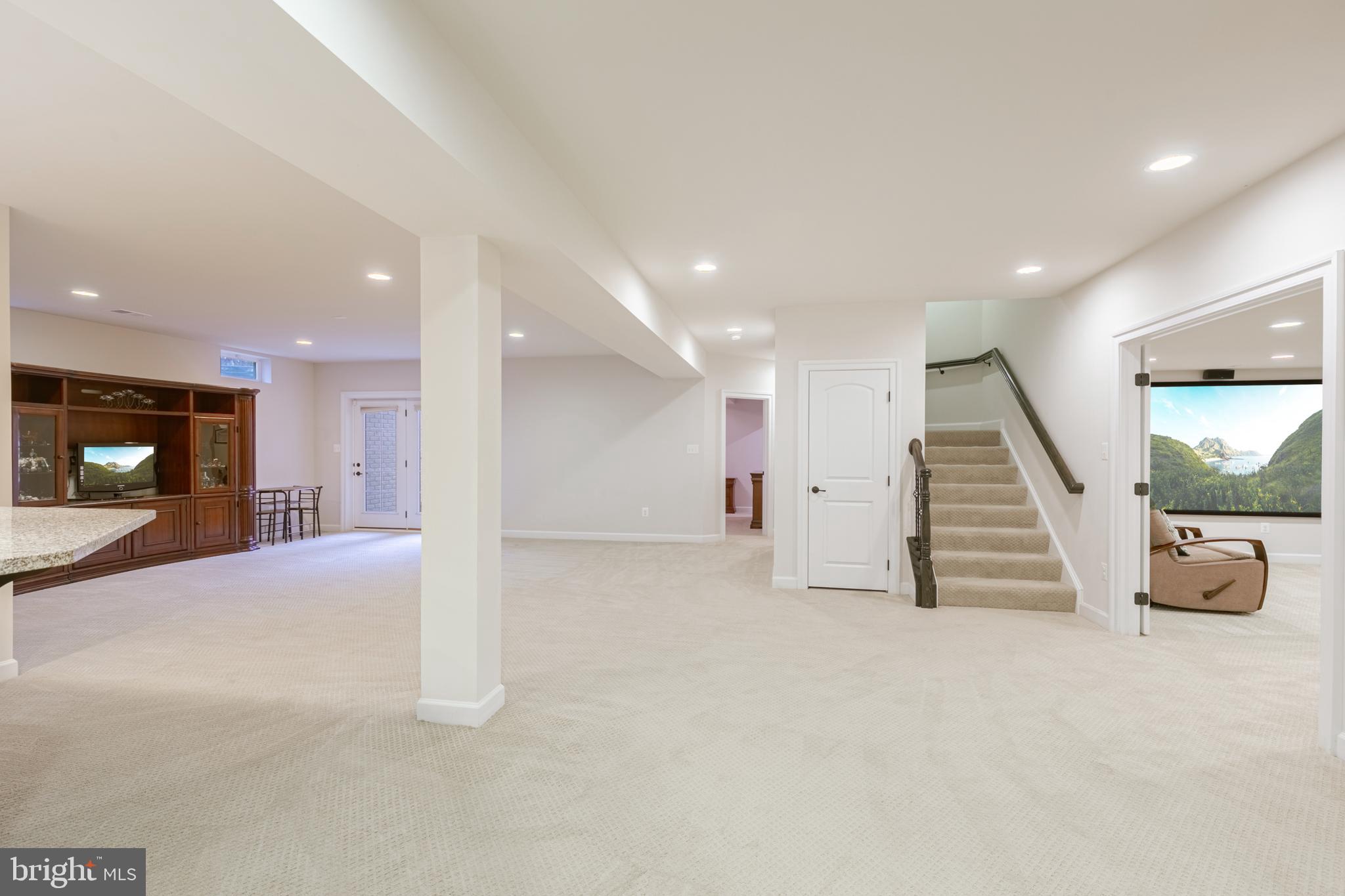 MARBURY - Residential