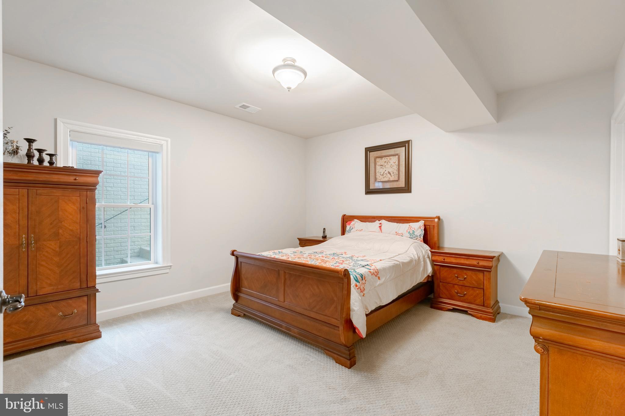 MARBURY - Residential