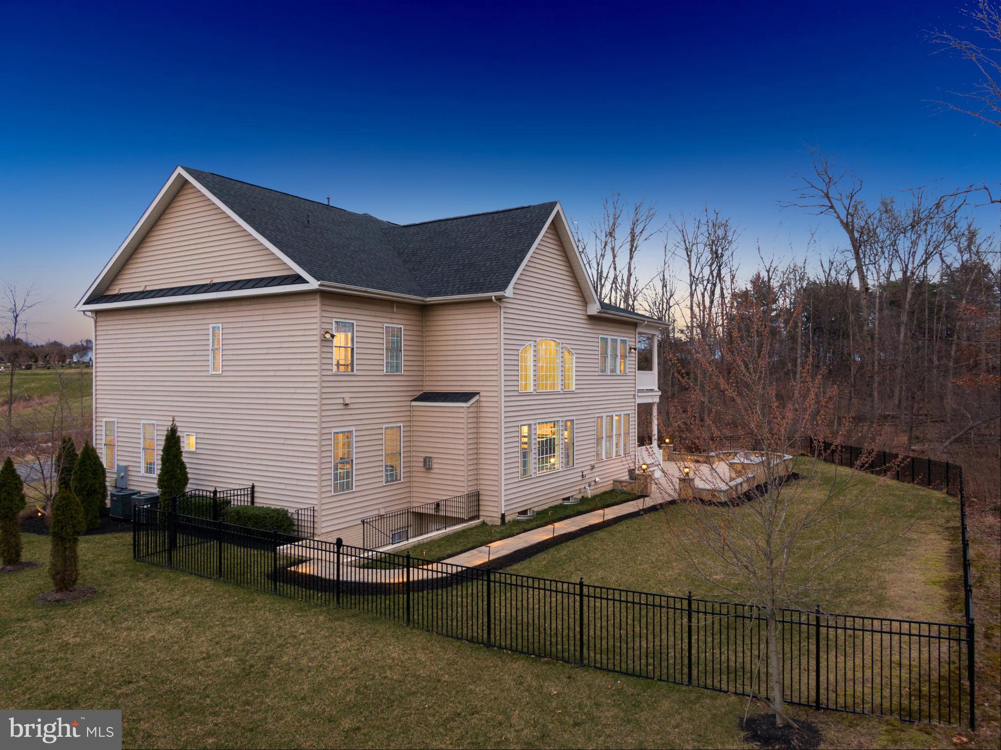 MARBURY - Residential