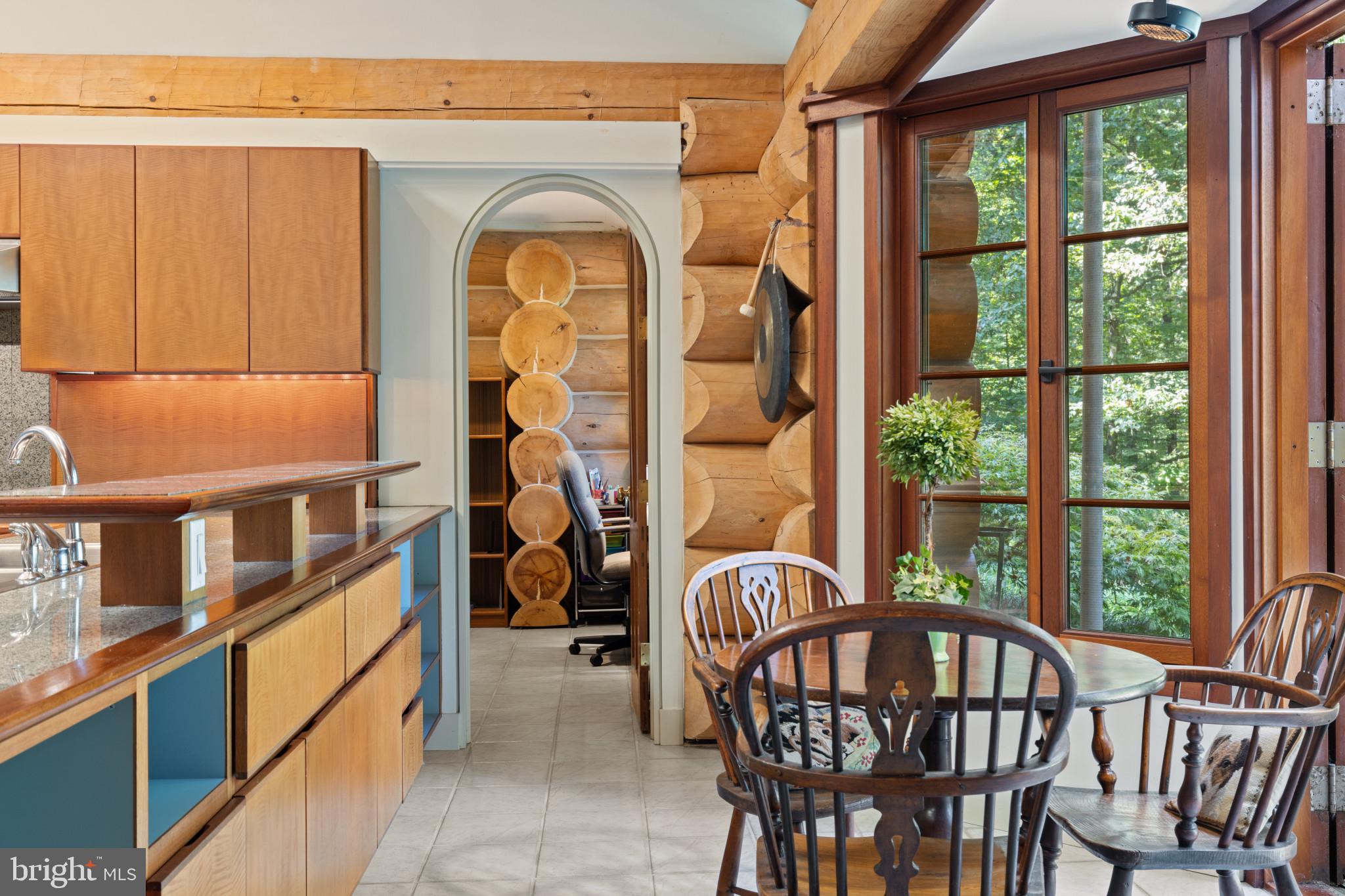 WHITEHALL - Residential