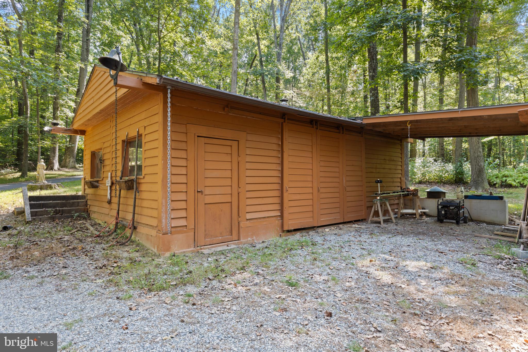 WHITEHALL - Residential