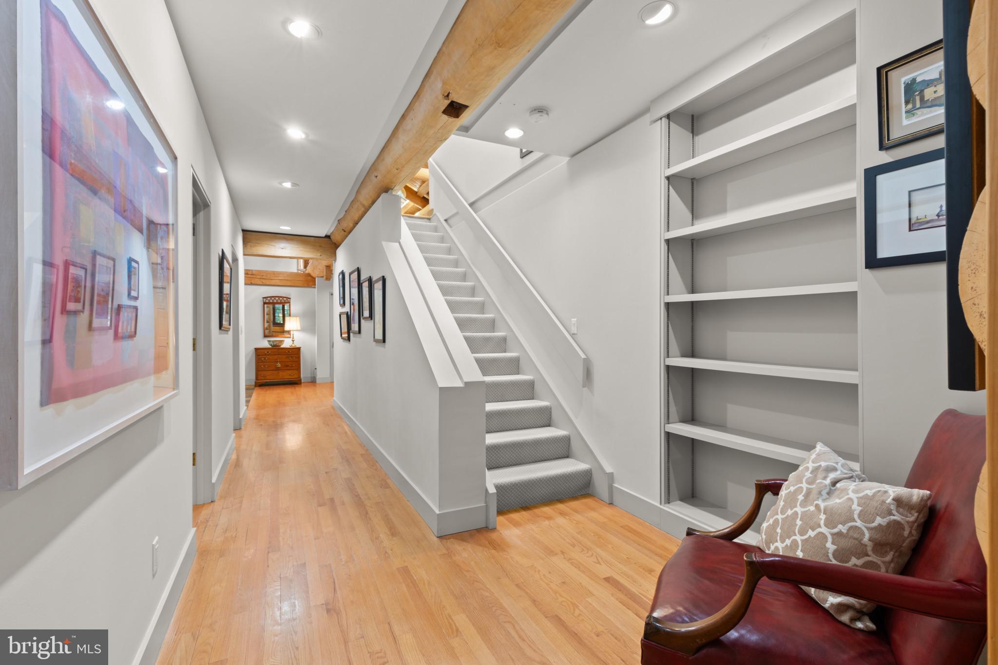 WHITEHALL - Residential